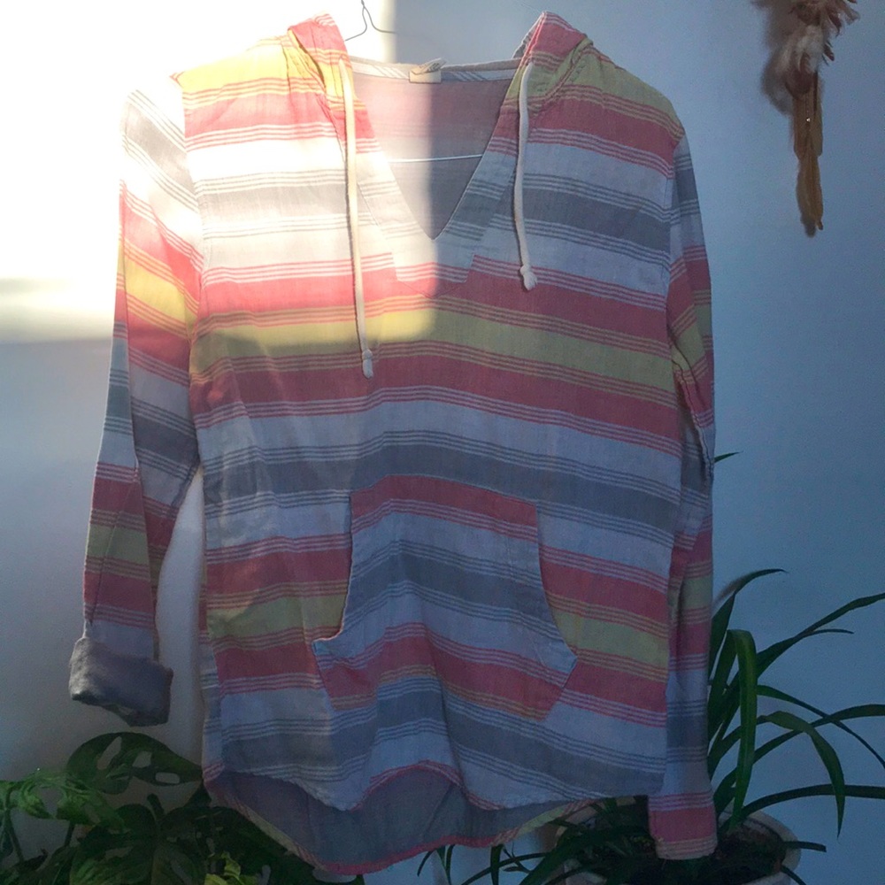 Lightweight Beach Pullover with Hood